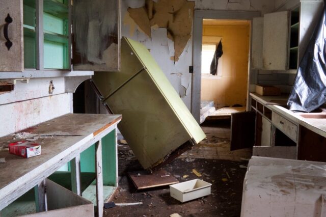 Photo of apartment trashed by bad tenants